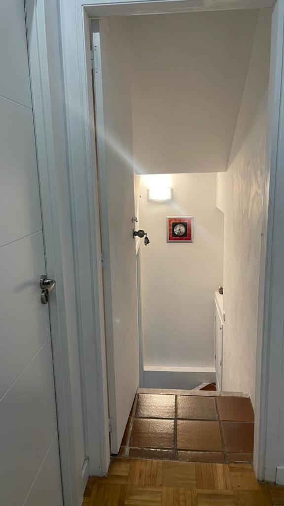 Cool Basement Studio In Hosts House With Private Terrace And Bbq Zizur Mayor Exterior photo